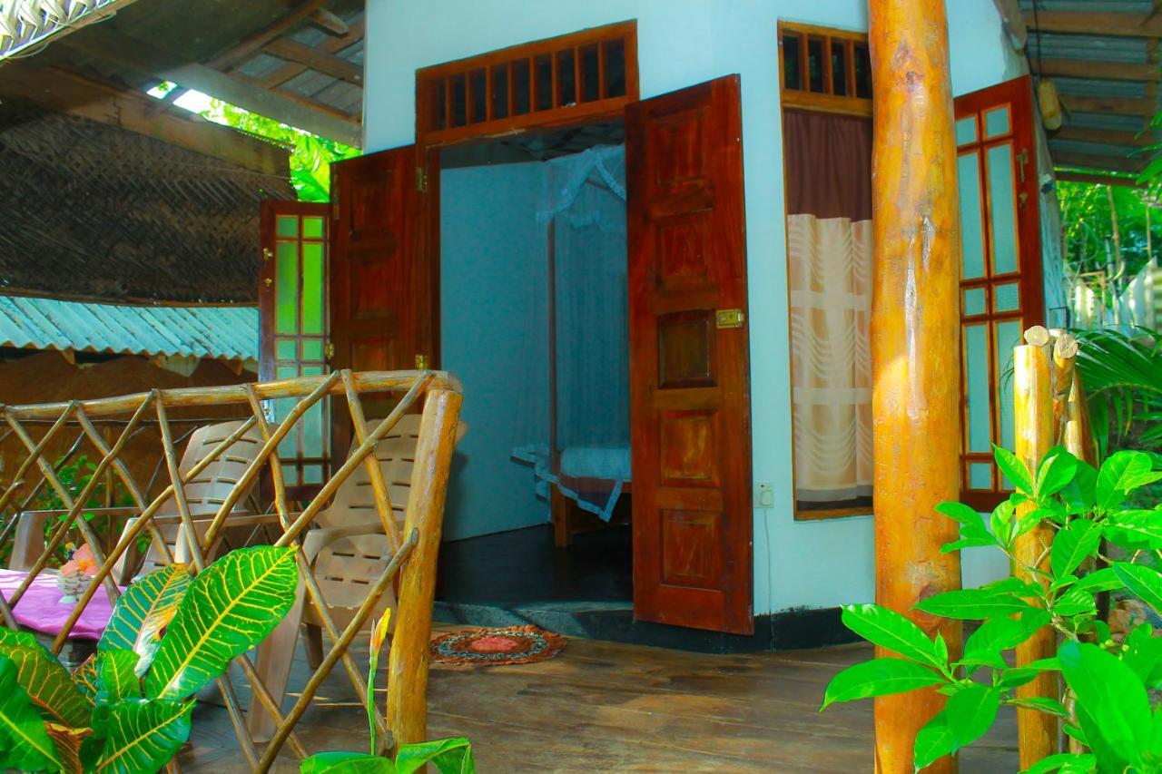 Thatched Villa แทนกาลเล ภายนอก รูปภาพ